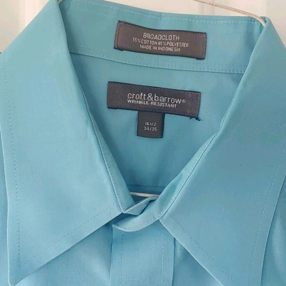 16.5. 34-35 Croft & Barrow dress shirt. - Picture 2 of 3